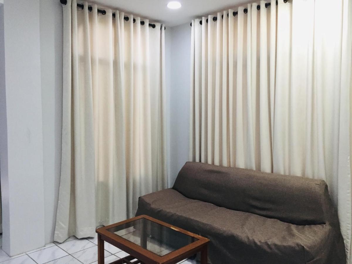 Готель White Mansion Davao Екстер'єр фото